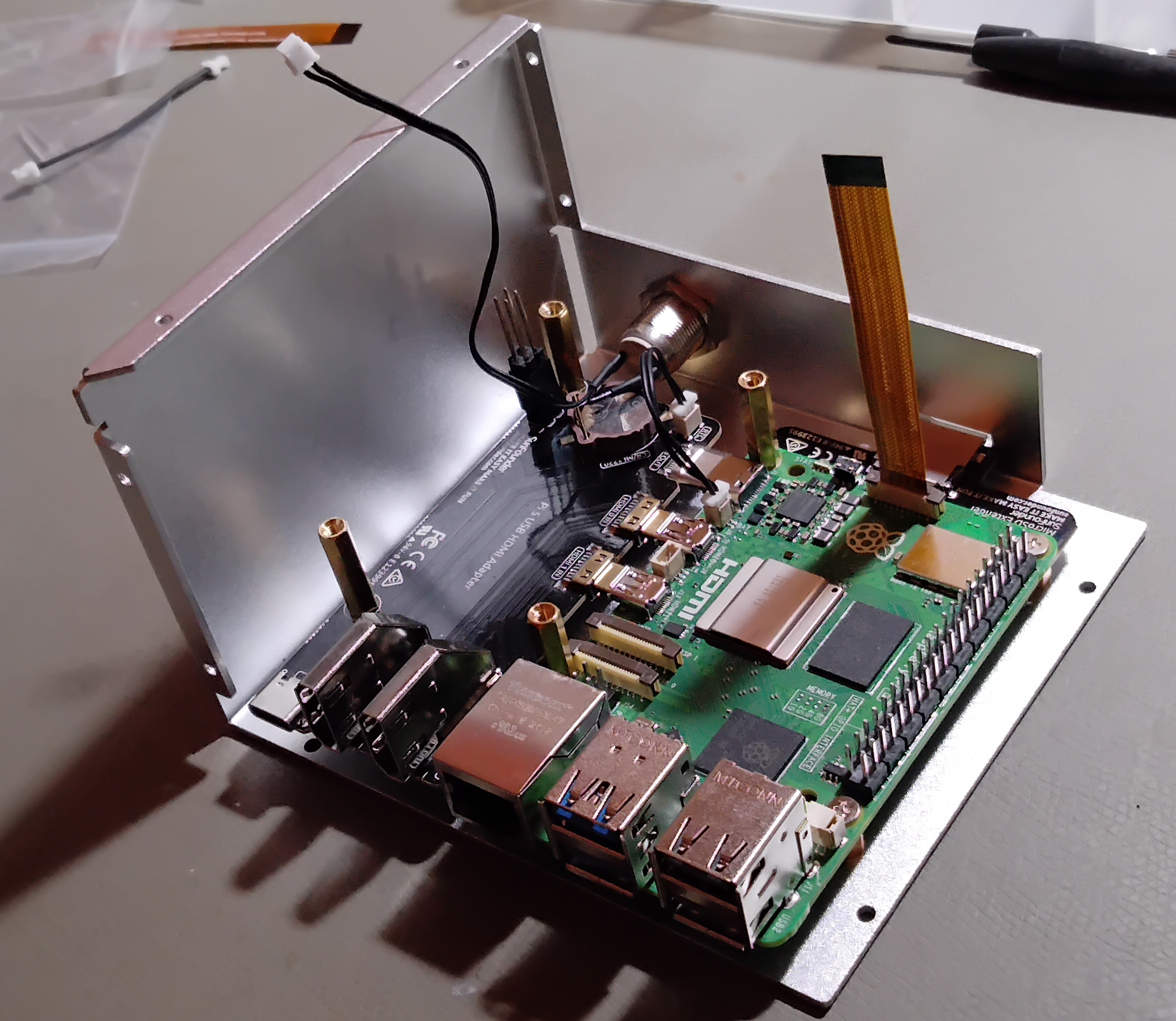 The Raspberry Pi and the interface extenders The Raspberry Pi and the interface extenders